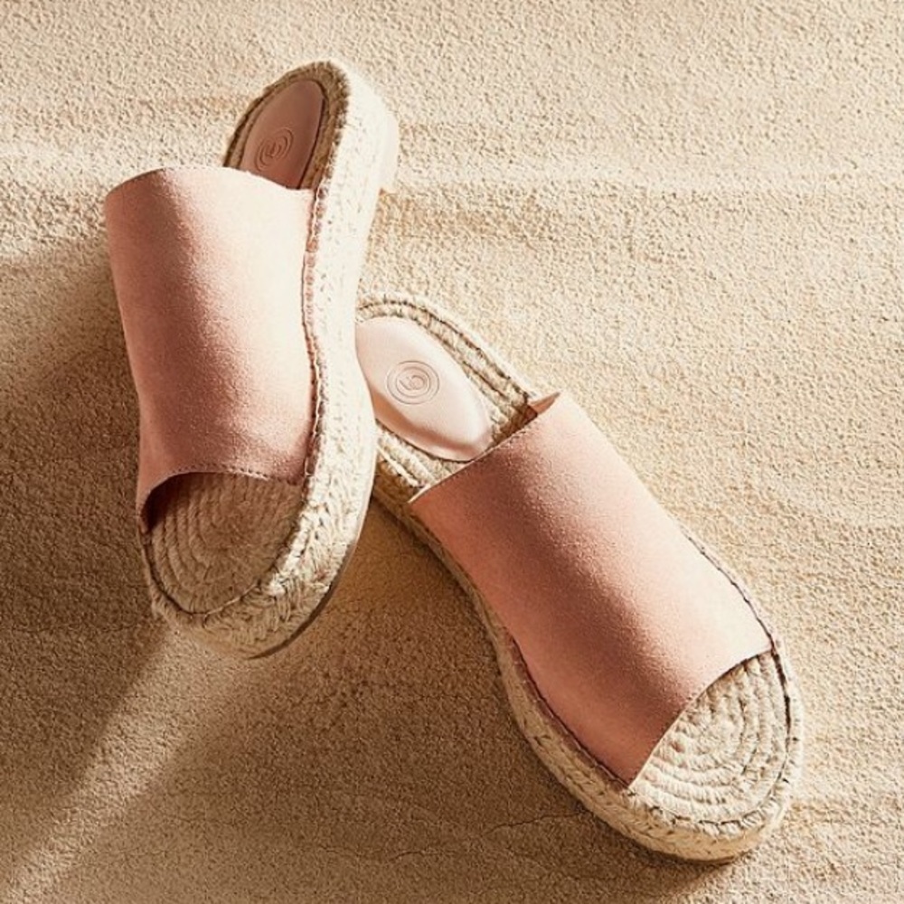 Urban Outfitters “Mimi” Espadrille Slide